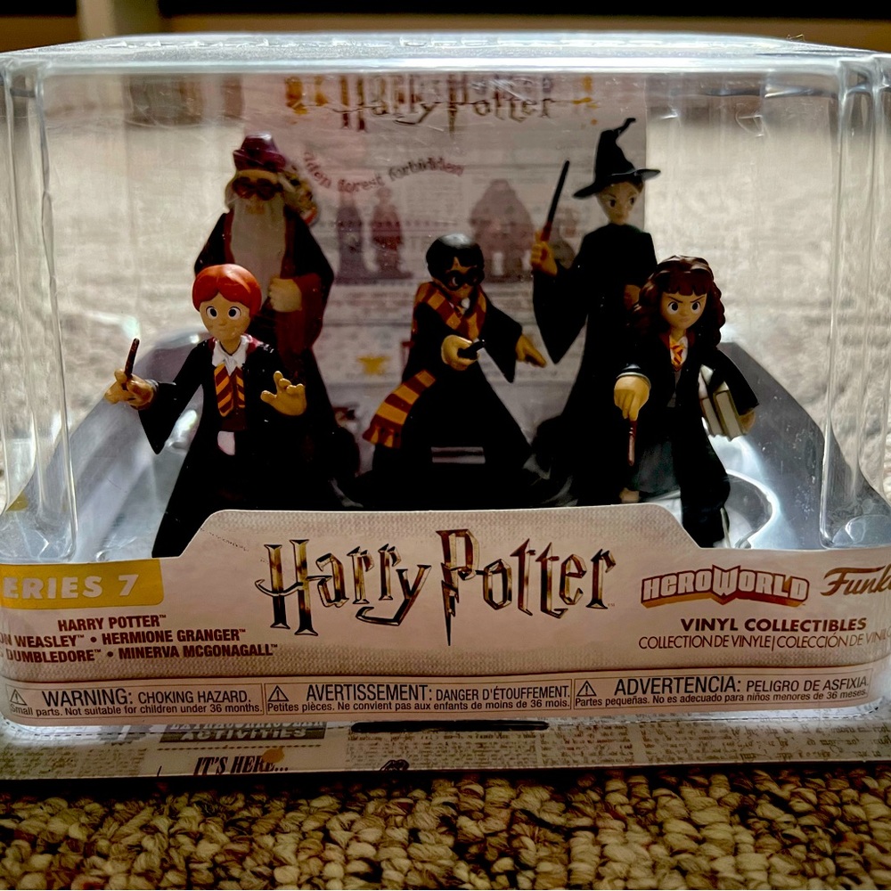 Harry Potter Vinyl Collectibles Characters, NEW